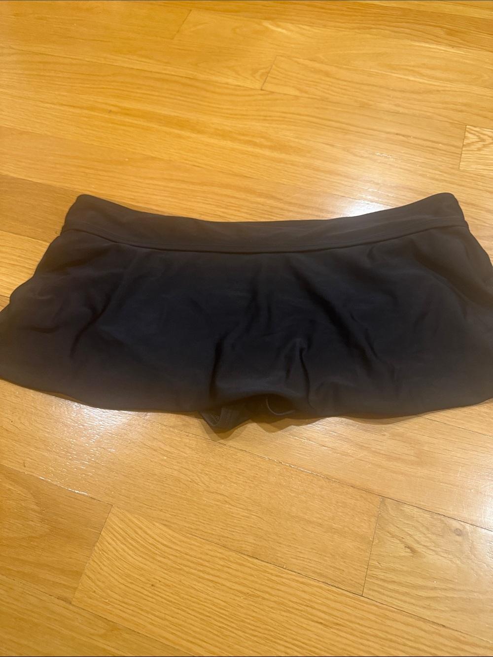 Kona sol women’s black swim skirt size large .